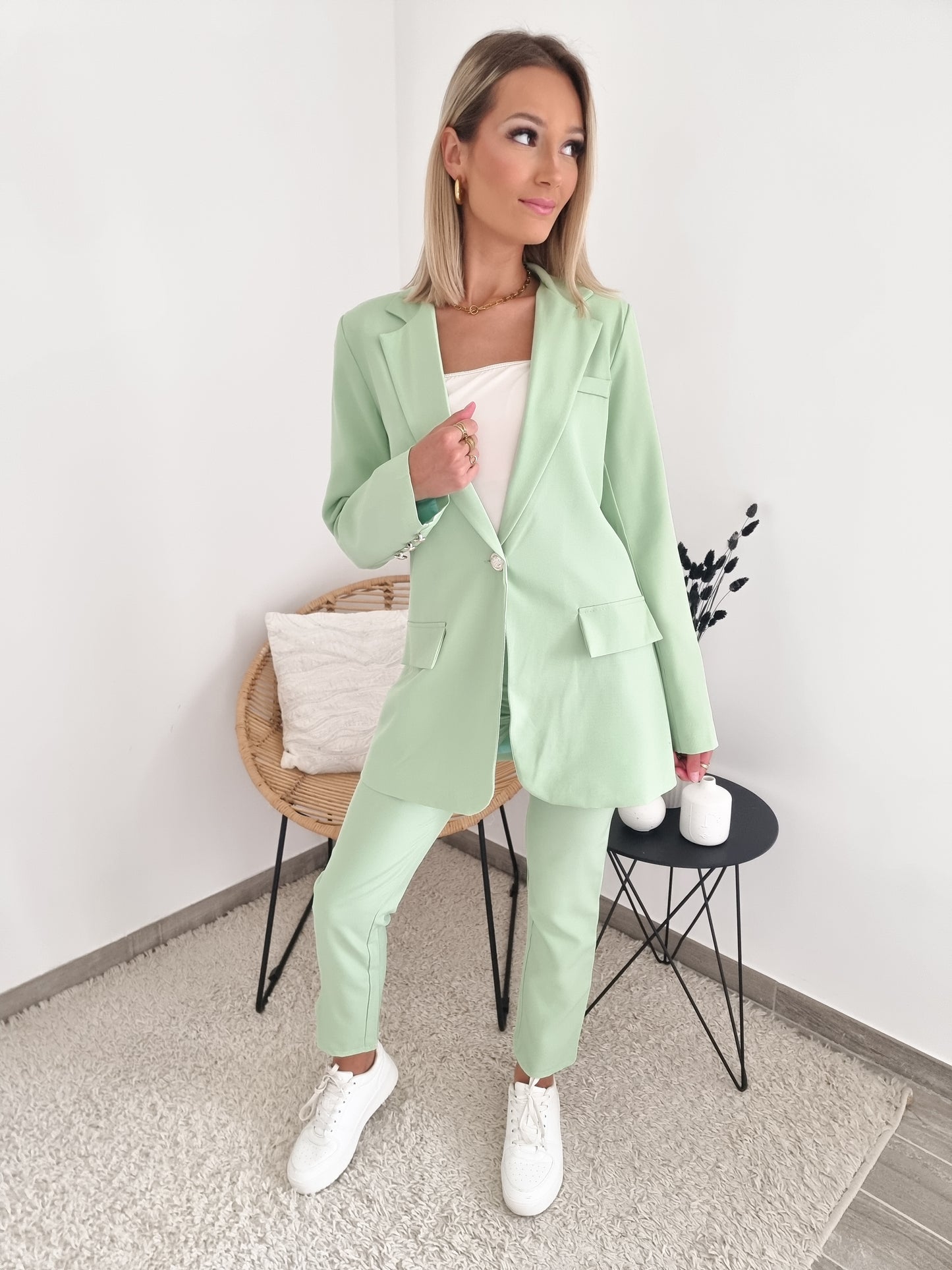 Veste tailleur vert pastel