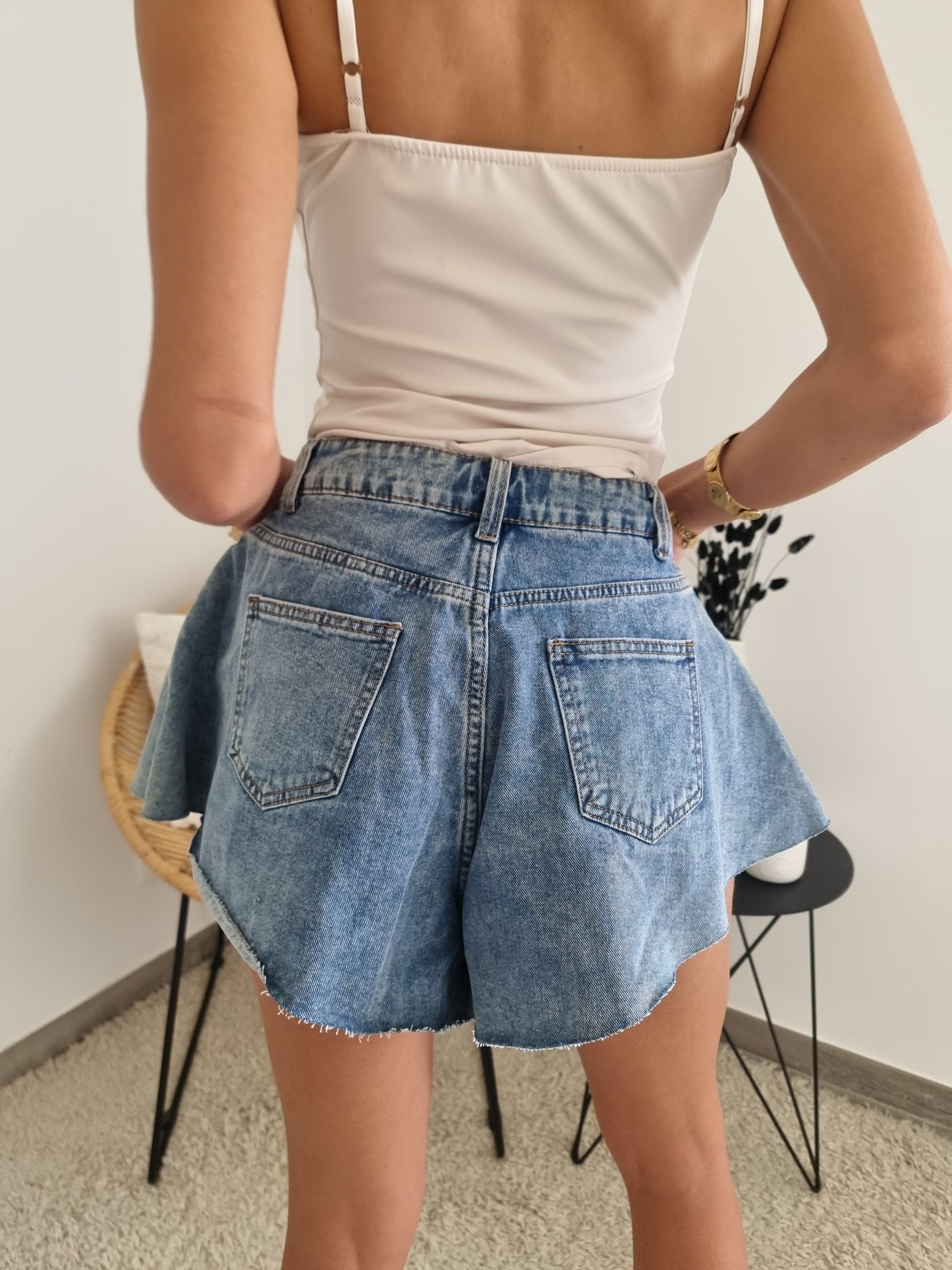Short jeans
