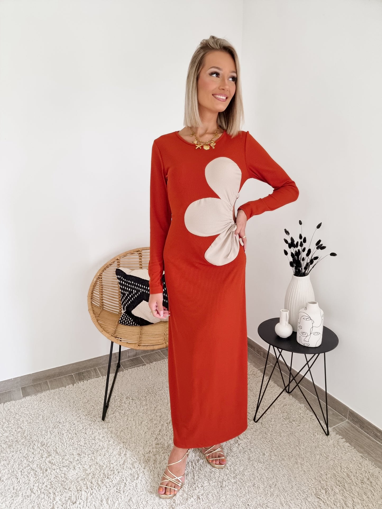 Robe côtelée fleur