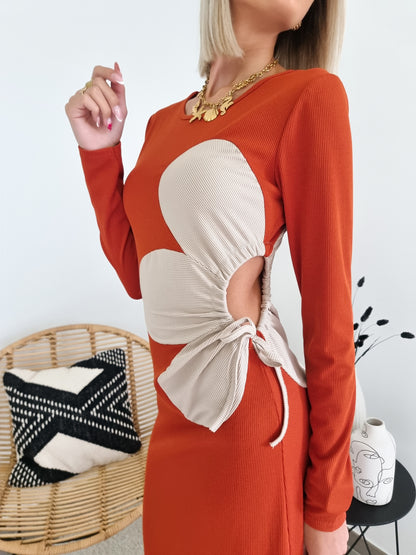 Robe côtelée fleur