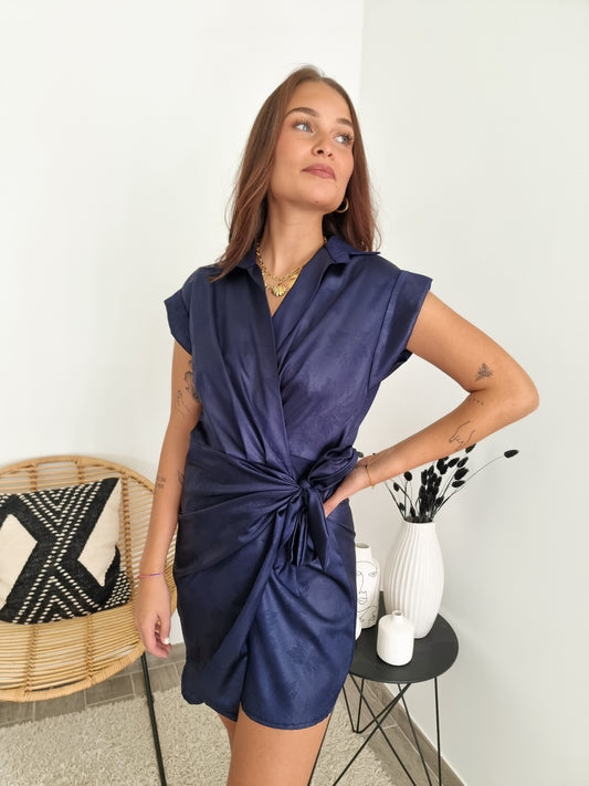 Robe porté feuille satinée