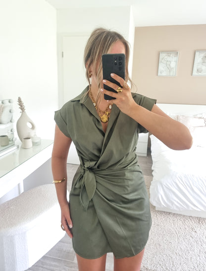 Robe porté feuille satinée